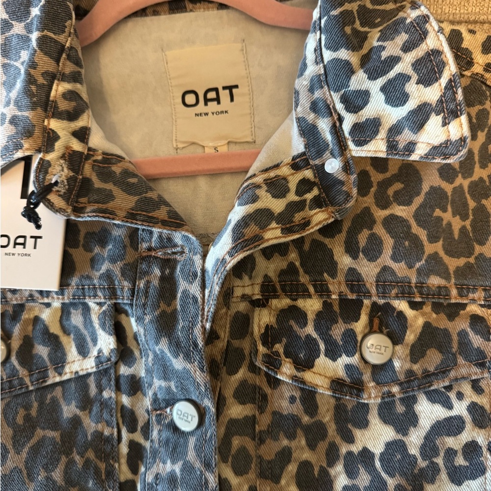 Leopard Print denim Jacket - Picture 7 of 11